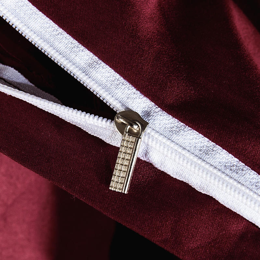 Lezkira Burgundy Red Embroidery Luxury Egyptian Cotton Duvet Cover | 3CARATS